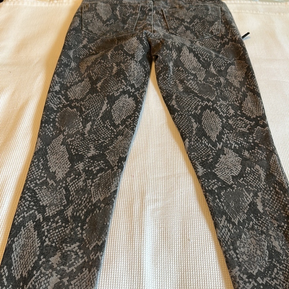 Wit & Wisdom Absolution Snakeskin Print Skinny Jeans Size 0 - Picture 14 of 14